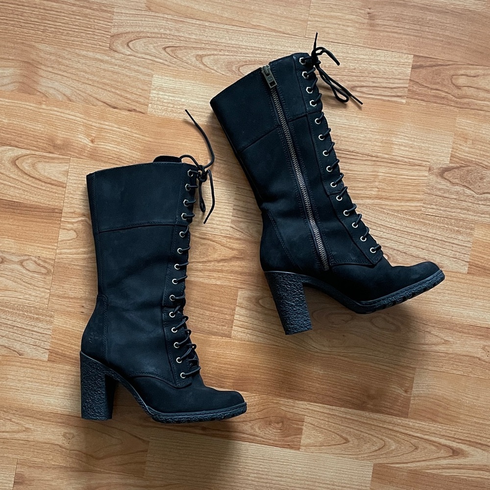 Timberland Heeled Lace-Up Nubuck Boots
